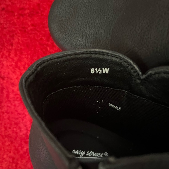 Ankle boots - Picture 4 of 9